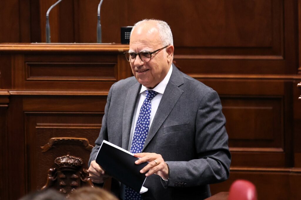 Casimiro Curbelo, portavoz del Grupo Parlamentario Agrupación Socialista Gomera (ASG)